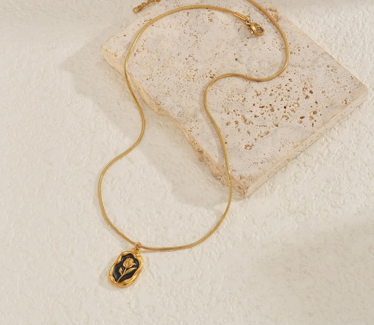 Rose Necklace black color