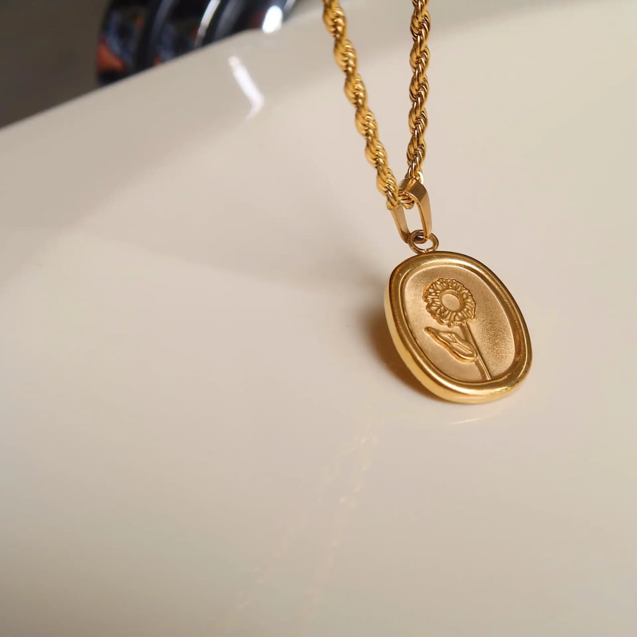 Rose Necklace rope chain