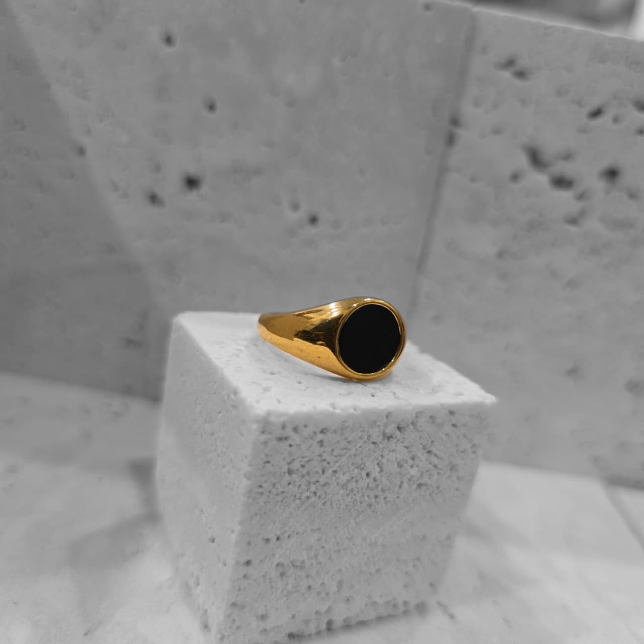Block stone Rings