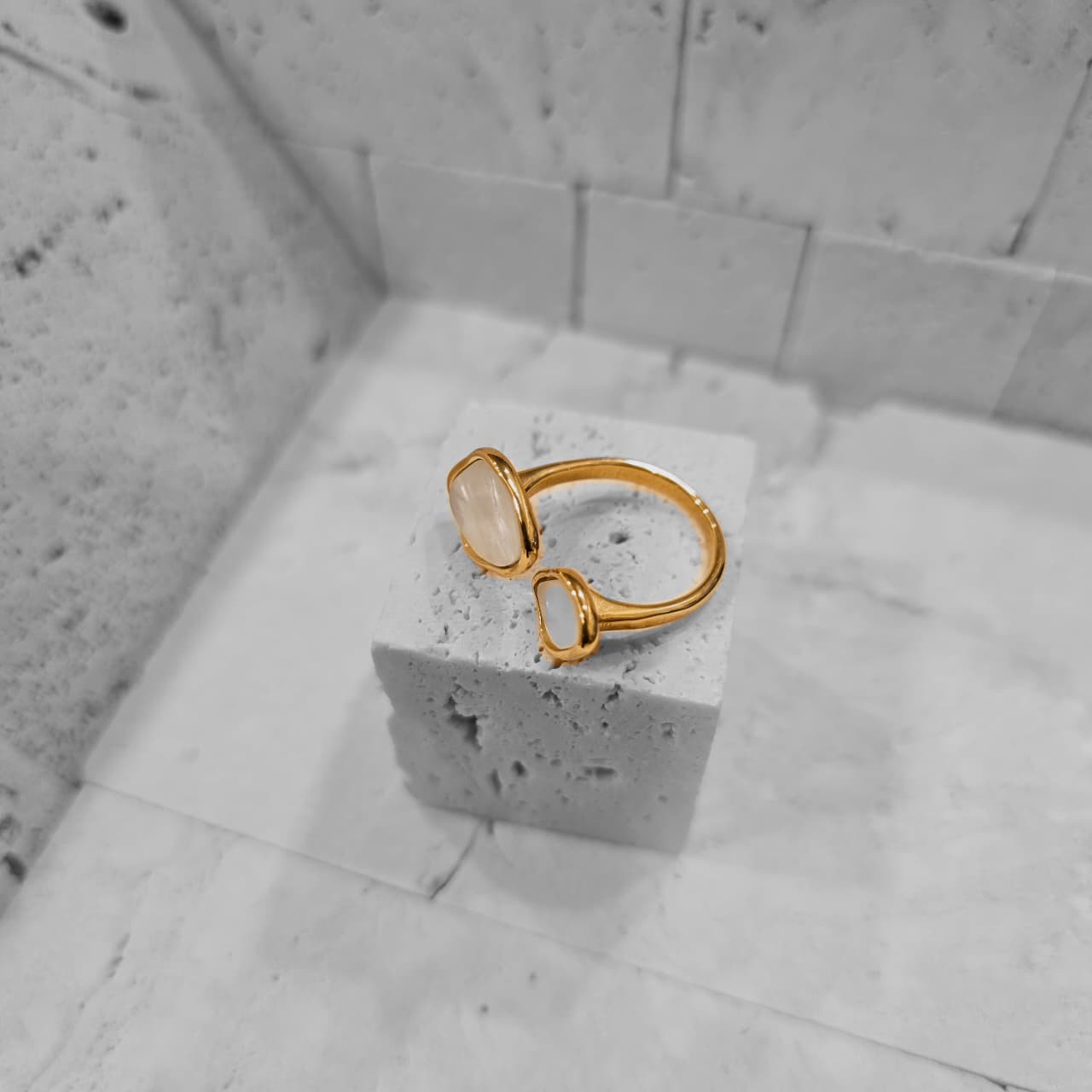 Twisted shells rings Adjustable size