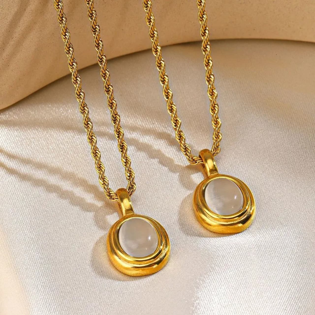 New White Stone Rope Chain Necklace