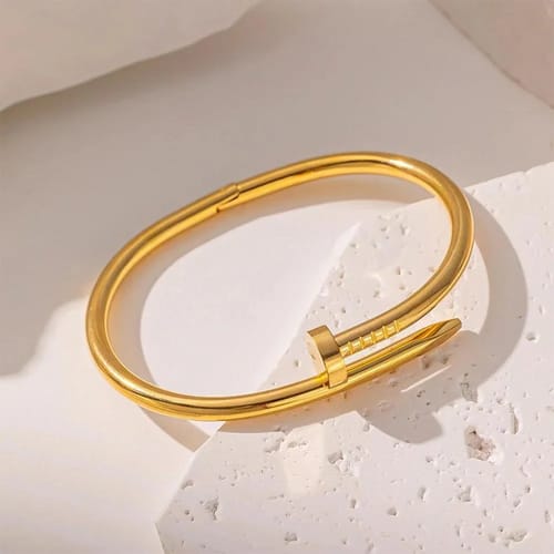 Nail Signature Cartier Bangle