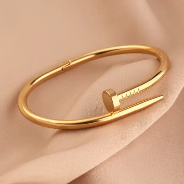 Nail Signature Cartier Bangle