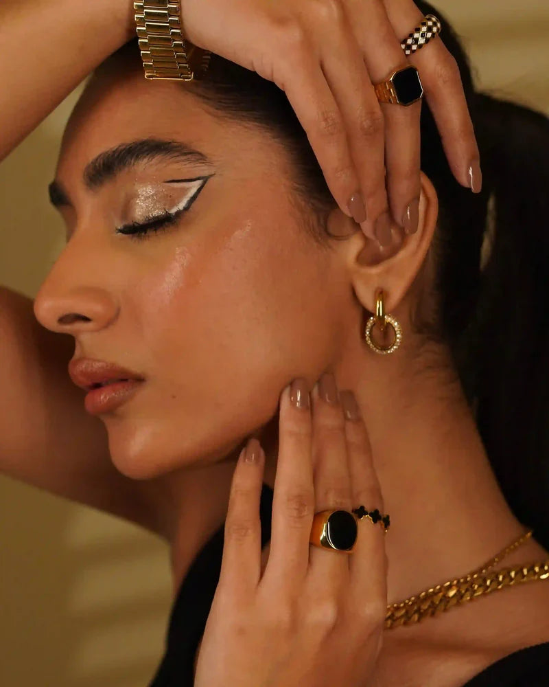 Clover Black Band [Adjustable]